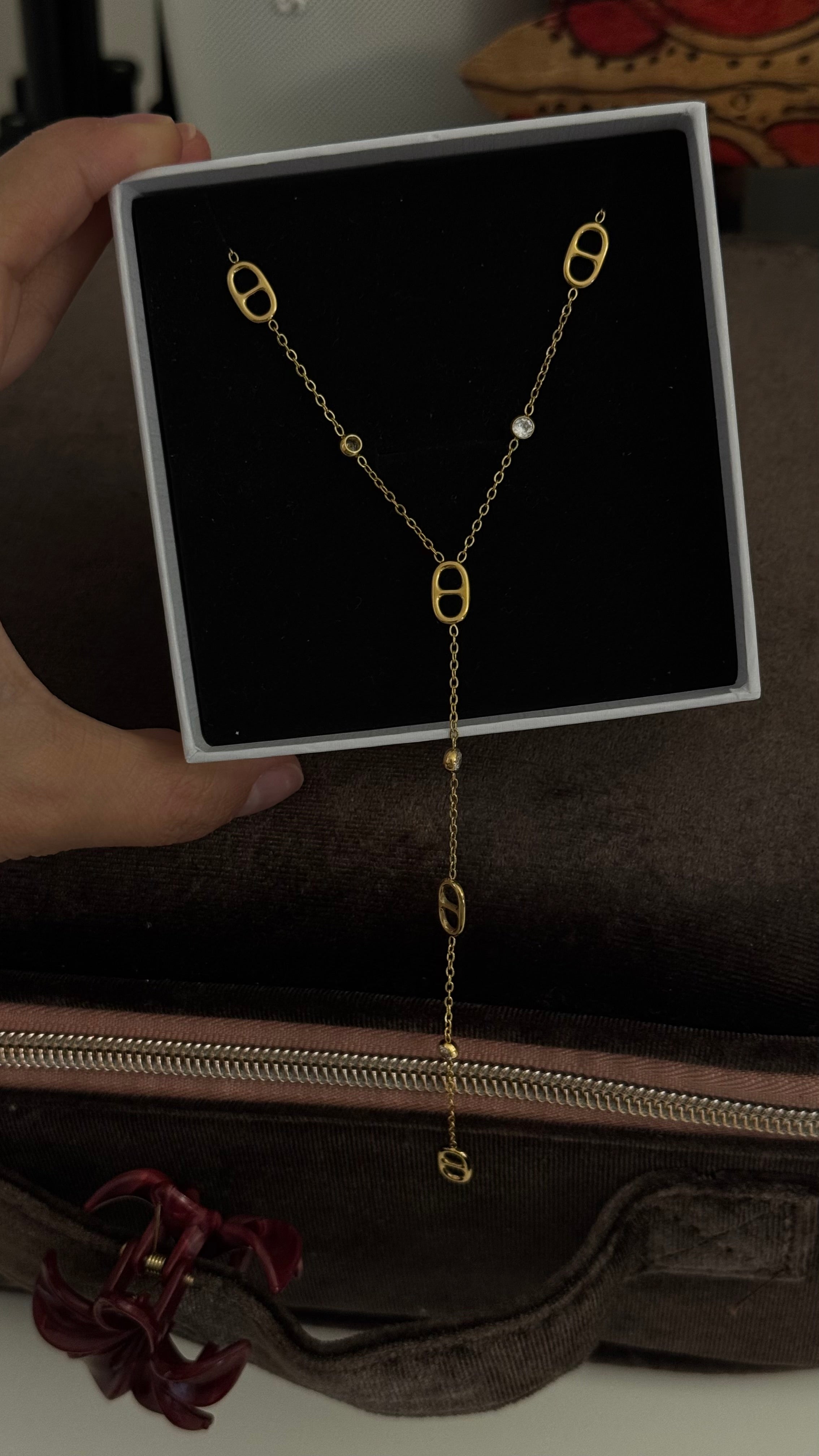 Collier Y ELIA